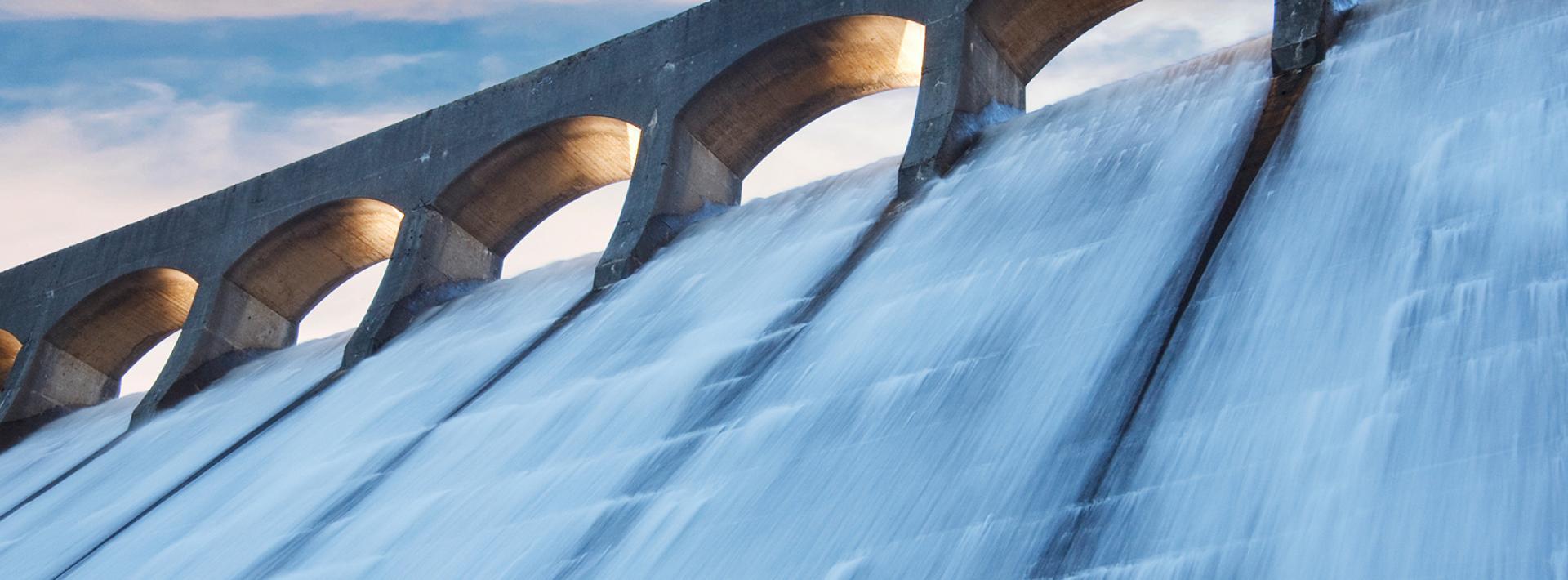 Image showing water flowing over a dam